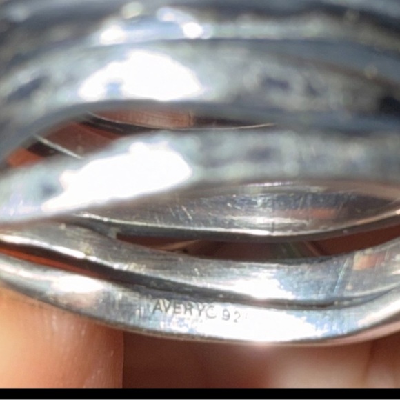 James Avery Stacked Sterling Silver Hammered Ring Size 7 Pre-Owned EUC .925 - Picture 3 of 5
